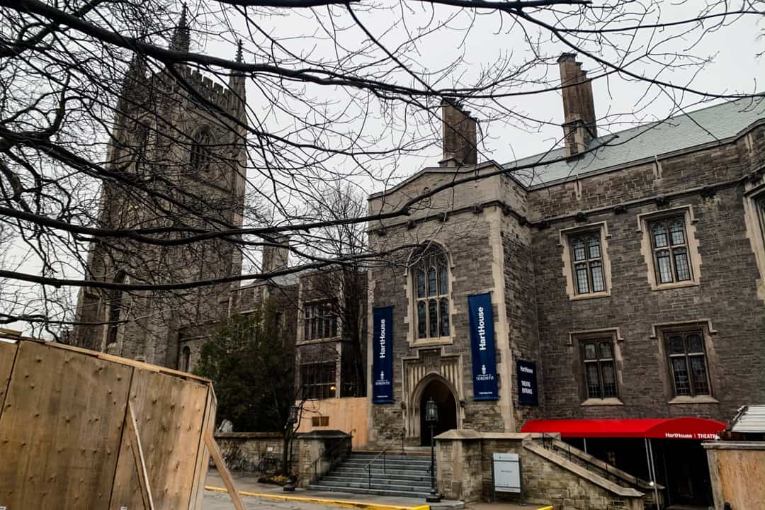 The move online meant leaving the debates room at Hart House, instead opting for Zoom and Discord. GABRIEL CARTER/THE VARSITY
